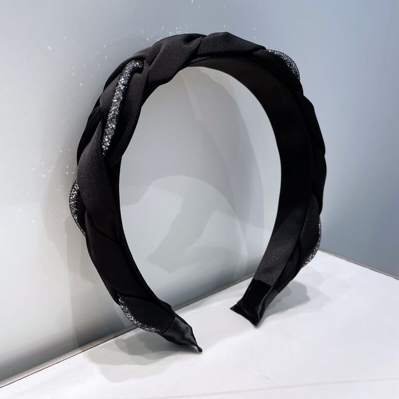 Twist Design Simplicity Black Headband Accessories WAAMII   